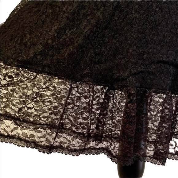 * ON HOLD FOR Huntress * Vintage Sexy Black Lace Slip - Picture 8 of 9